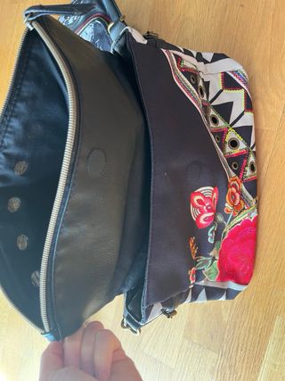 Bolsos marca Desigual