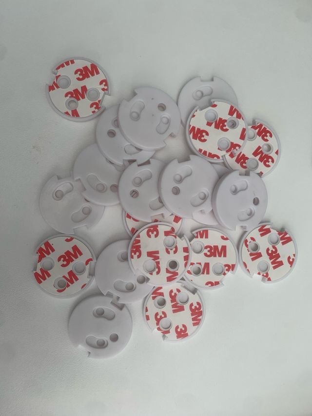 Protectores enchufes