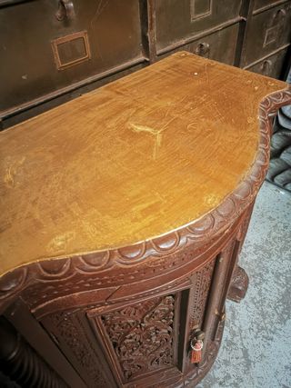 Mueble bar. Mueble. Antiguo.