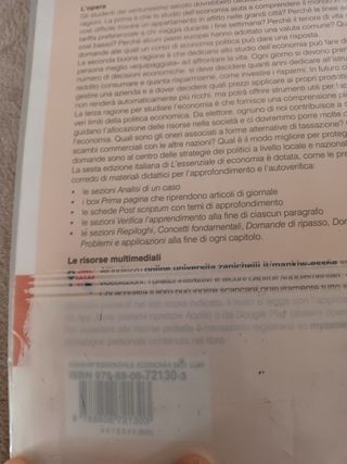 Libro L'essenziale di economia