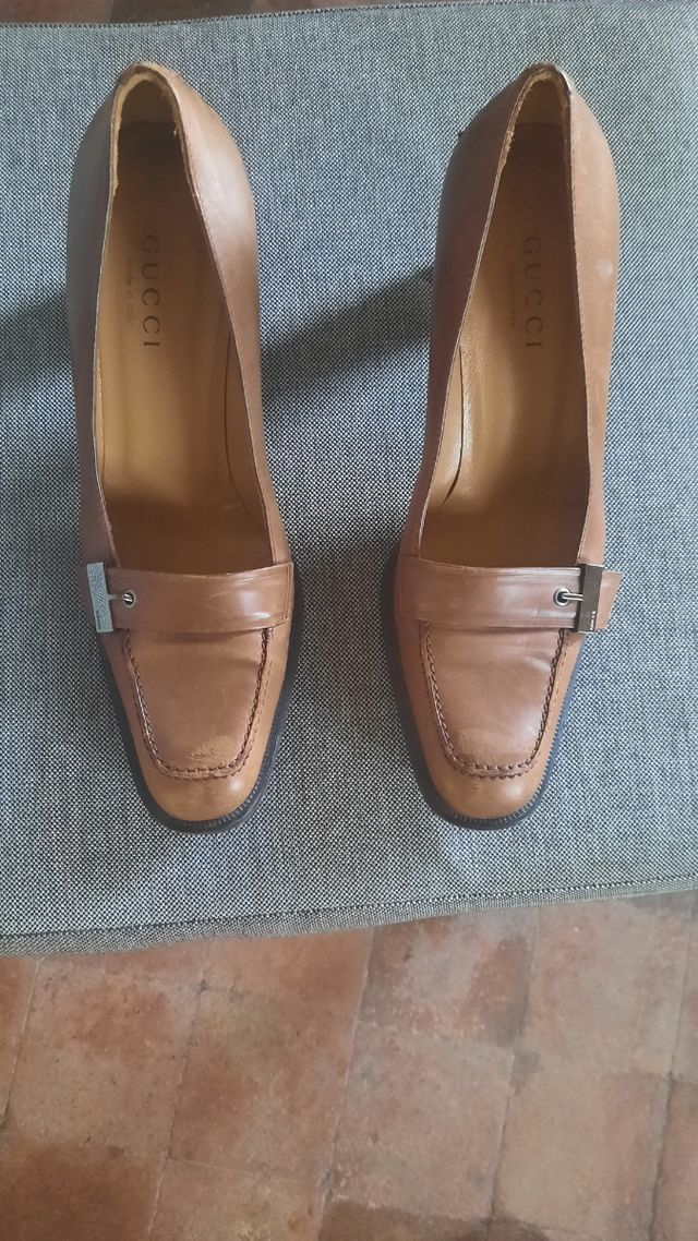 Scarpe donna Gucci vintage usate