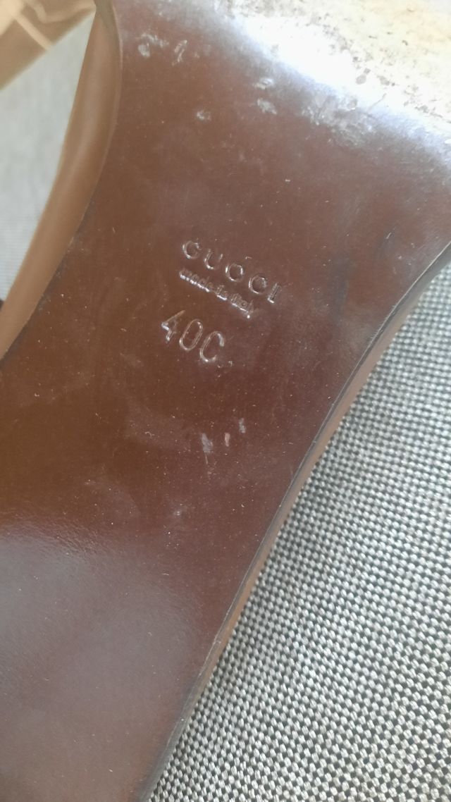 Scarpe donna Gucci vintage usate