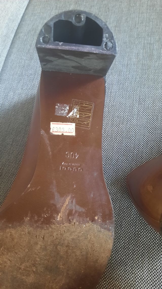 Scarpe donna Gucci vintage usate