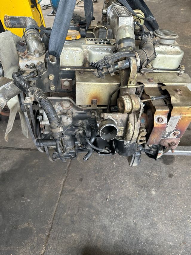 MOTOR NISSAN TERRANO II 2.7