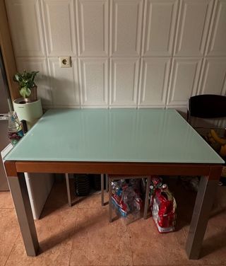 Mesa cristal extensible