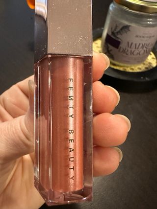 Gloss Fenty beauty