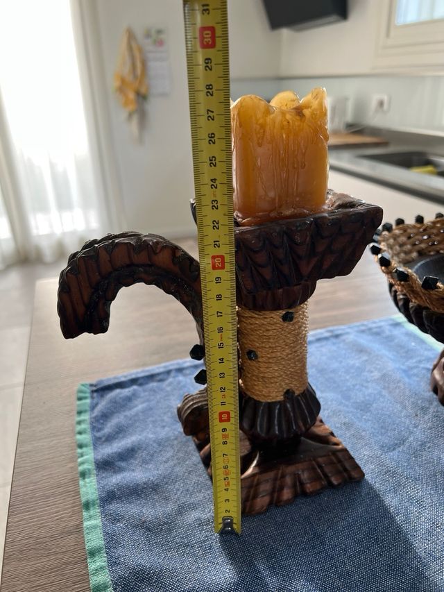 Coppia di candelabri e porta frutta