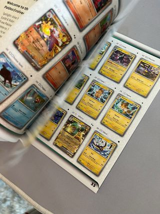 Album escarlata y purpura evolucion en paldea