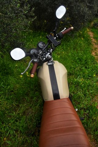 MOTO YAMAHA YBR 125CC CUSTOM