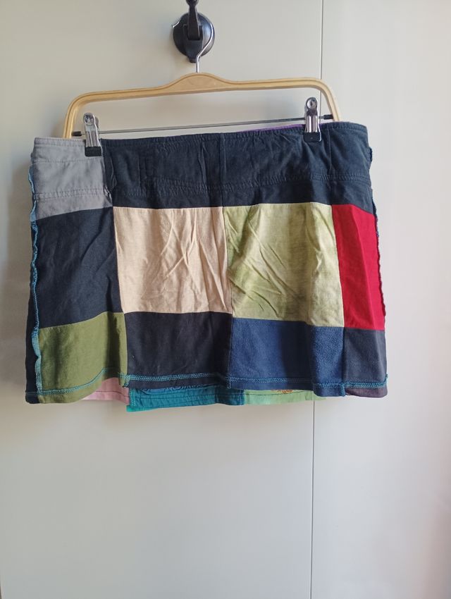 Falda corta