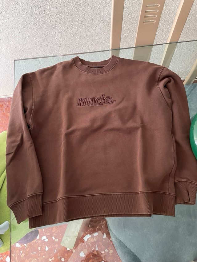 Sudadera Nude Project