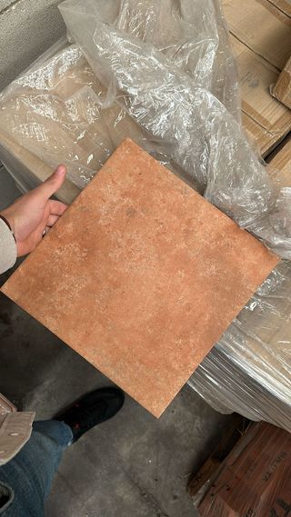 VENTA DE BALDOSAS Y REVESTIMIENTO . 