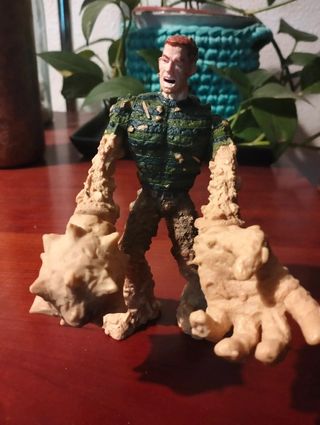 Figuras articuladas, Spiderman y hombre de arena