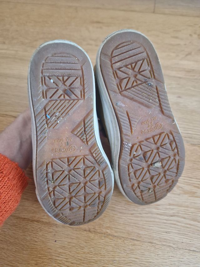 Converse mostaza talla 28,5