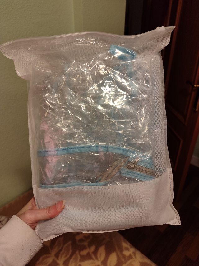 Impermeable carro de perro