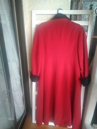 Abrigo Lana Rojo Largo