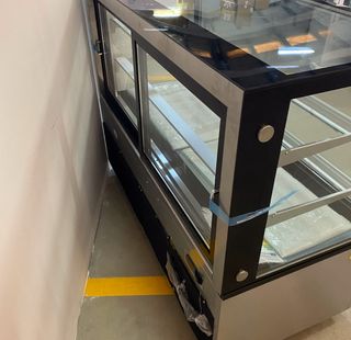 ✅ Vitrina Pastelera Cristal con ruedas