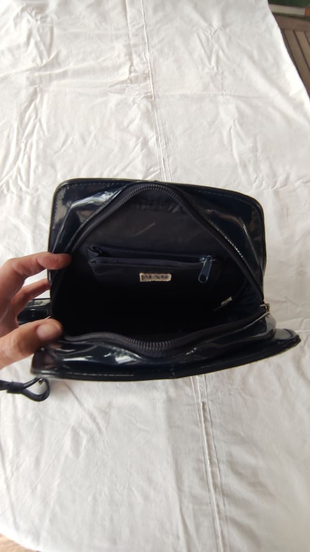 Mochila Mango charol azul