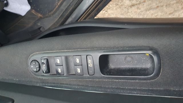 ✅️Despiece peugeot 5008 año 2009