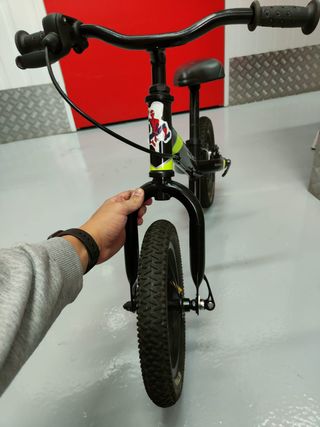 Bicicletas sin pedales RunRide 900 + Cascos