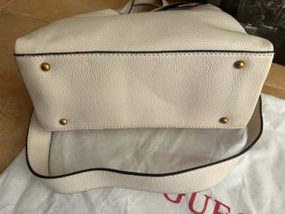 Bolso Beige Guess