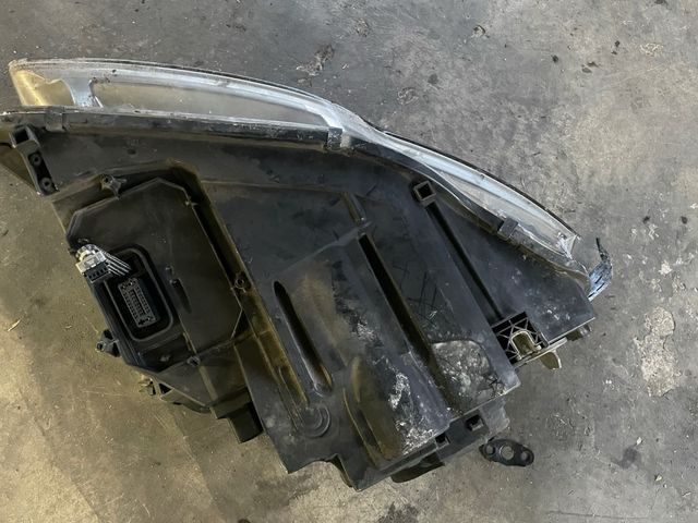 Faro bi-xenon direcciones audi a4 b7