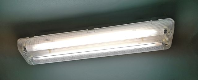 LAMPARA FLUORESCENTE DOBLE EXTERIOR 2 uds.