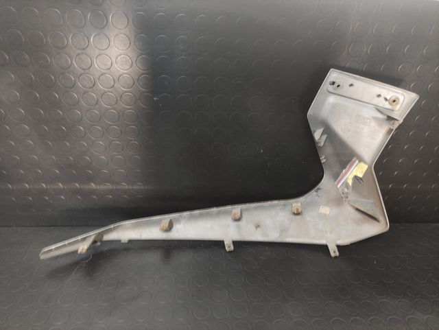 Lateral gris izquierdo Yamaha Xmax 250cc(2006/07)