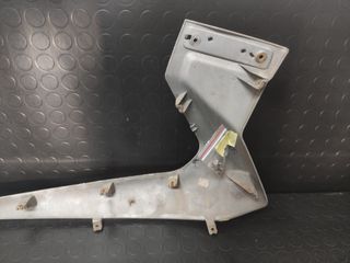 Lateral gris izquierdo Yamaha Xmax 250cc(2006/07)