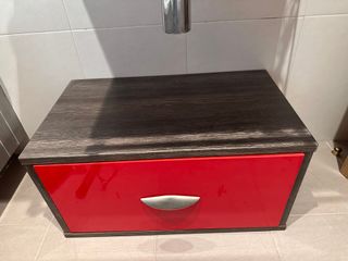 Muebles para baño: columna de baño y cajón