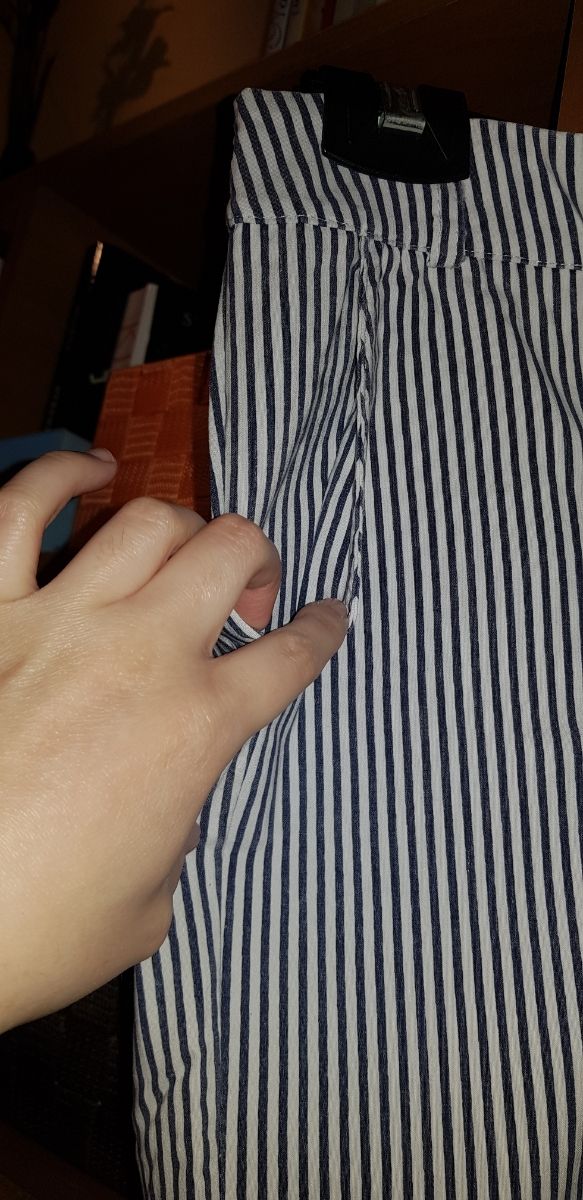 Pantalones de rayas azules