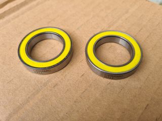 Rodamientos cerámicos pedalier bici
