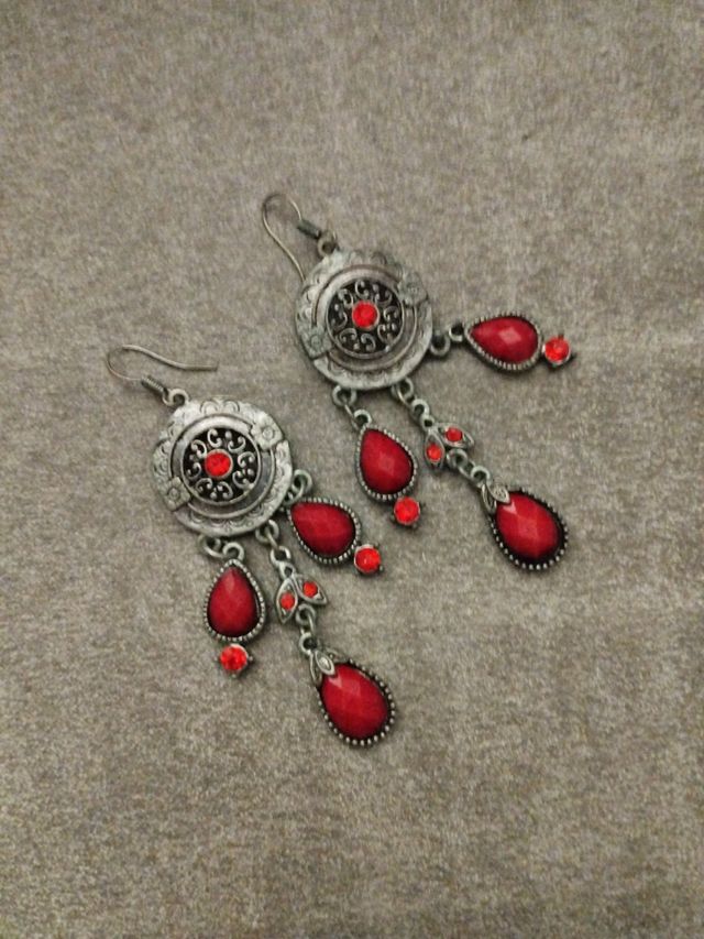Pendientes rojos