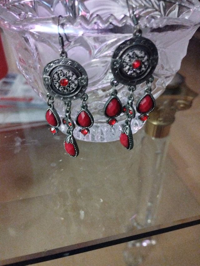 Pendientes rojos