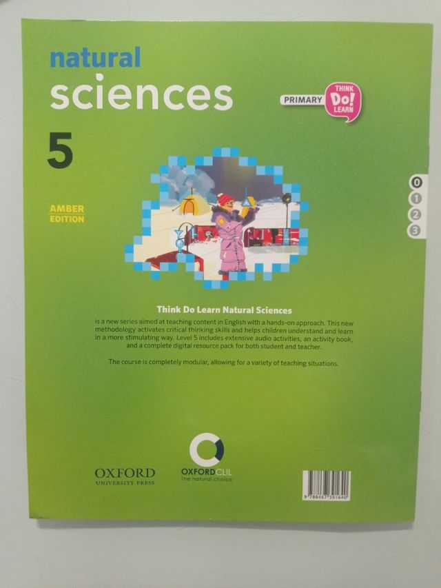 Libro de texto "Natural Science" 5°prim.