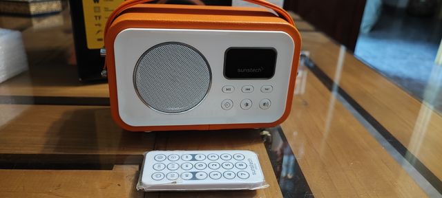 Radio sunstech 