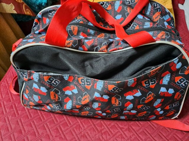 Se vende macuto de viaje de Cars