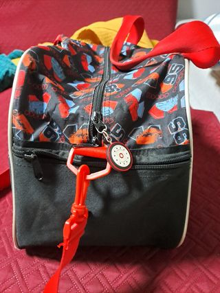Se vende macuto de viaje de Cars