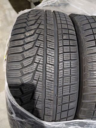 Oferta! 2 Neumáticos Hankook Winter icep evo2 4Est
