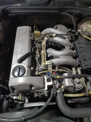 Mercedes-Benz Clase C 1988