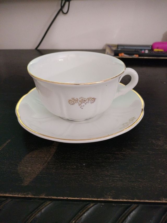 Tazzina da thè in porcellana antica