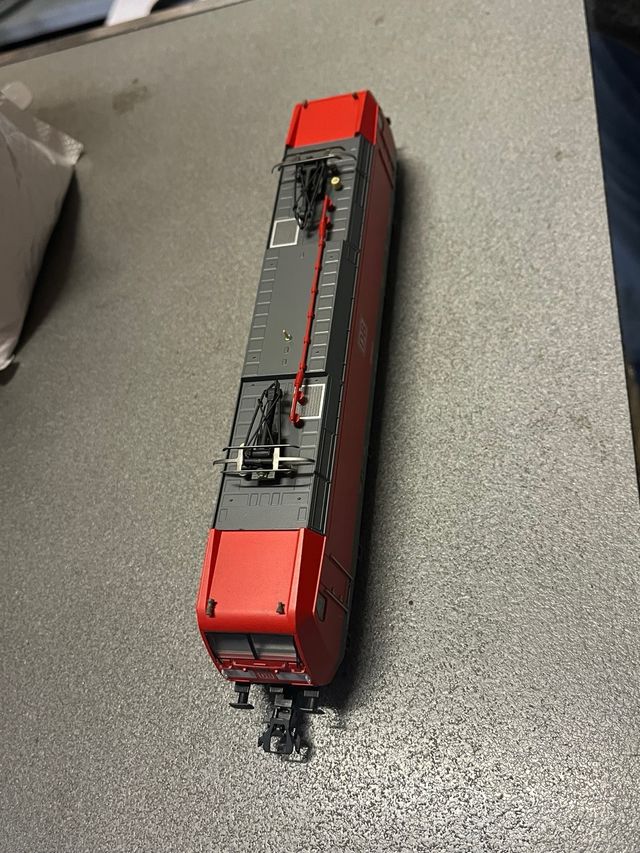 Trix H0 Locomotora DB Época V/VI