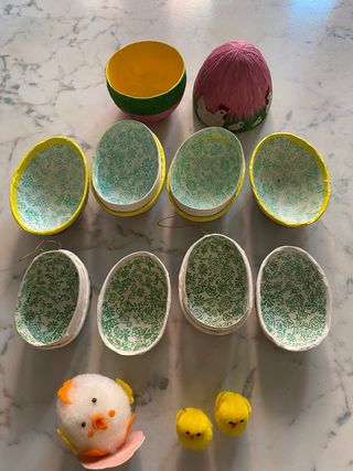 5 uova in carta pesta vintage