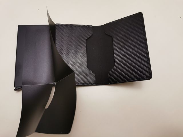 Billetera / Tarjetero con clip a estrenar