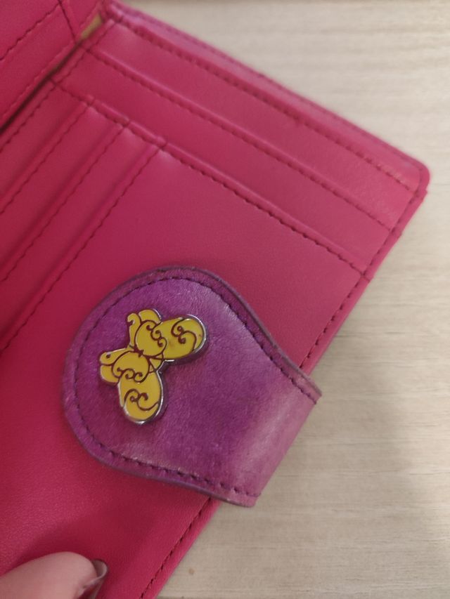 Cartera morada polipiel
