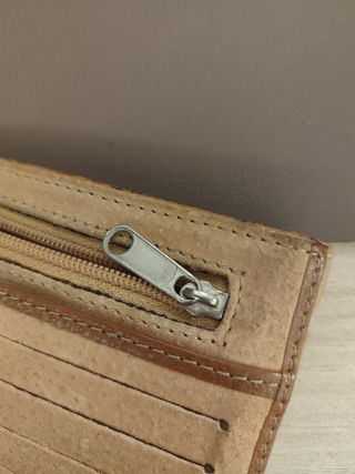 Cartera beige piel