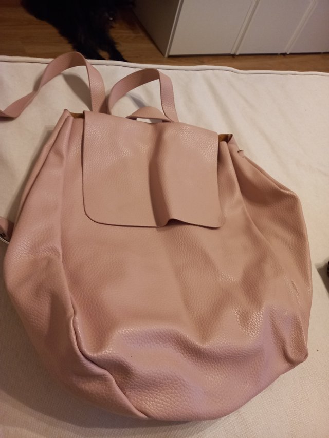 Mochila rosa Zara