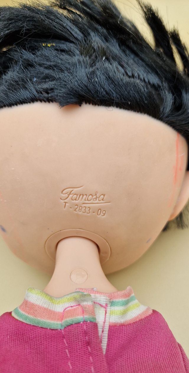 Vintage FAMOSA muñeca T-2833-09, muñeca bebé