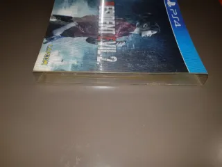 PS4  /  LENTICULAR - RESIDENT EVIL 2 REMAKE  \