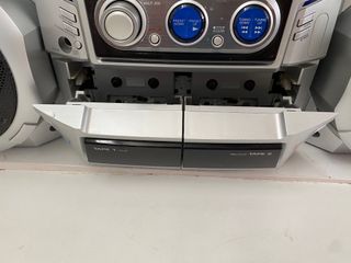 MINICADENA LG 3CD-RADIO-2CASSETTE-MP3